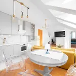 Cosmo Ii Apartment Danzig